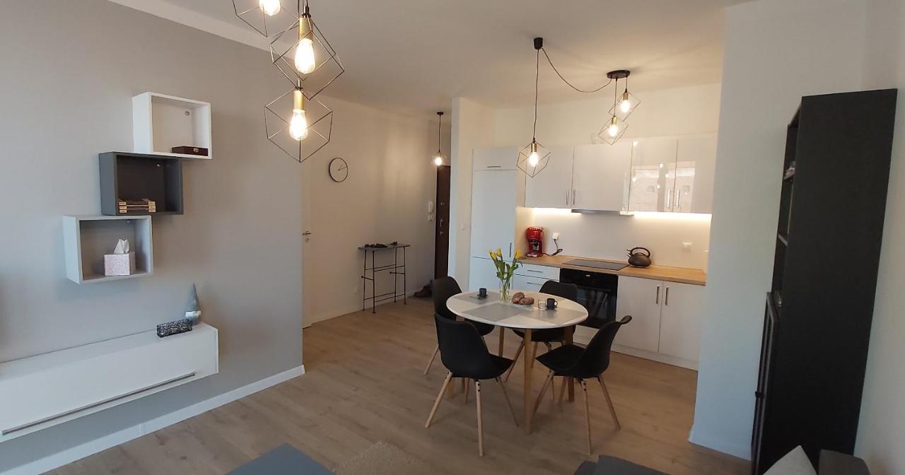 Central Apartments Ogrody 1 & Parking 그단스크 외부 사진